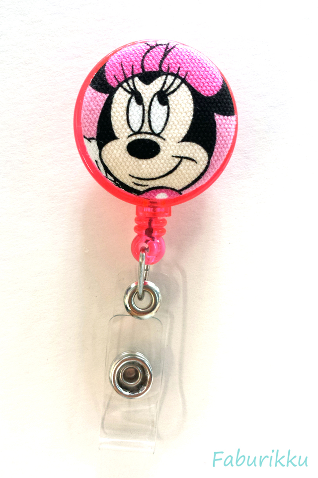 Minnie Pink Clip-On Badge Reel