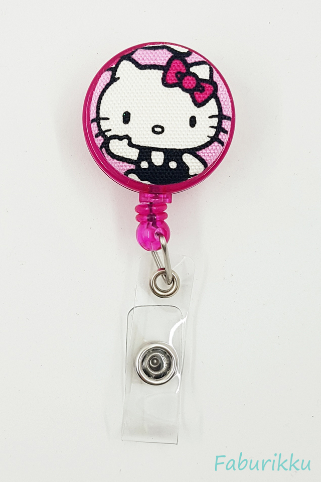Hello Kitty MagentaHi Clip-On Badge Reel 