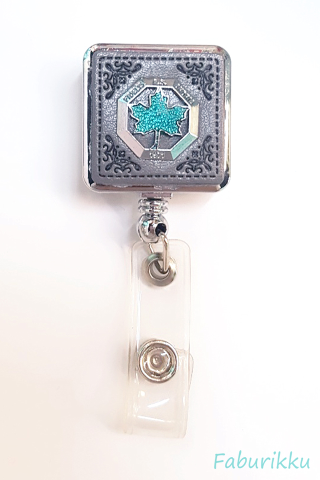 Icon SquareClover Grey Clip-On Badge Reel